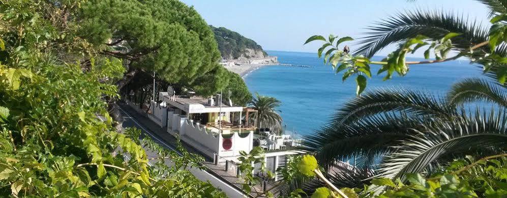 Hotel Villa Adele سيلي ليجور المظهر الخارجي الصورة